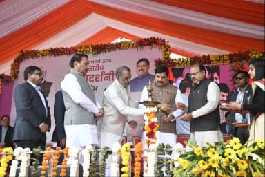 CM ने किसानों को किया सम्मानित, बोले- पेरिस-इंग्लैंड में महक रहा MP का गुलाब