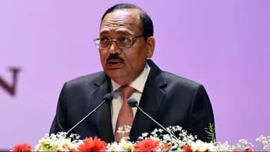 कोर्ट में वकील से मारपीट के आरोप पर CJI सूर्यकांत नाराज; तत्काल कार्रवाई का आदेश