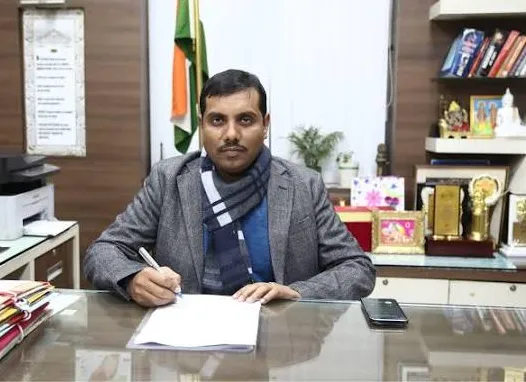 दीपावली पर 10 बच्चों की आंखों में गंभीर चोट, 6 गिरफ्तार; कलेक्टर बोले- जरूरत पड़ने पर एयरलिफ्ट करेंगे