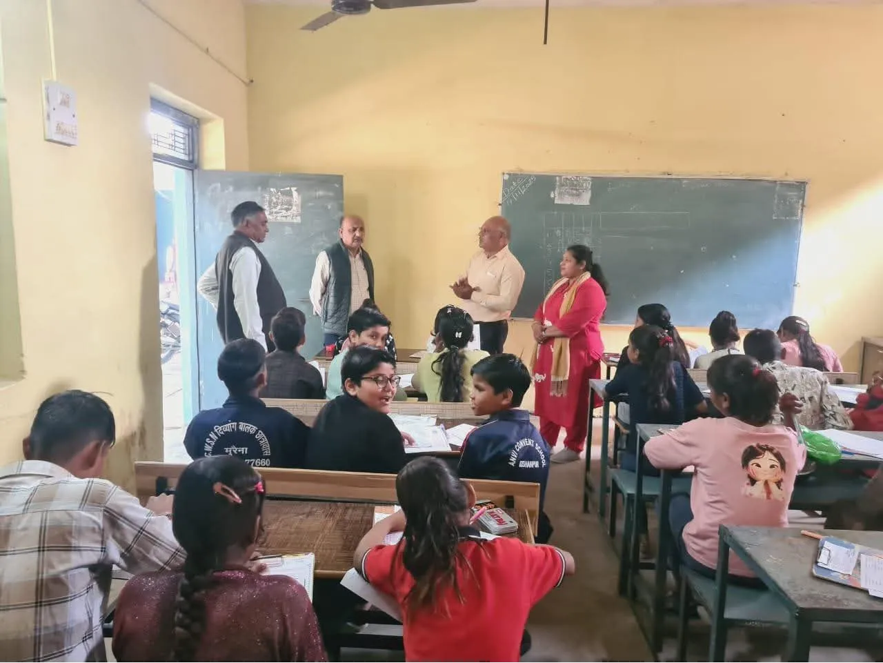 बमनपुरा–कीरतपुर–निधान में लापरवाही उजागर, पटवारी निलंबित