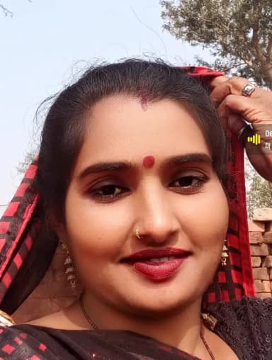 तीन बच्चों को छोड़ गई, पति ने पुलिस में दर्ज कराई शिकायत