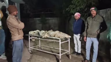 खेलने के लिए घर से निकले थे दोनों बच्चे; किराए के मकान में रहता था परिवार