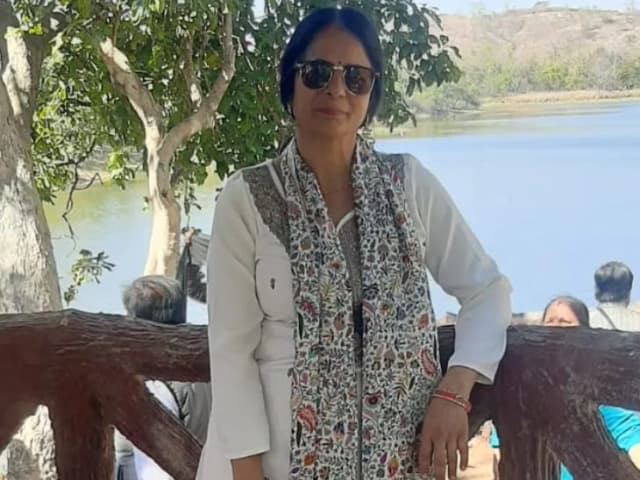 जबलपुर में प्रिंसिपल के नोटिस पर टीचर का जवाब; टैबलेट के लिए 10 हजार रुपए मिल चुके