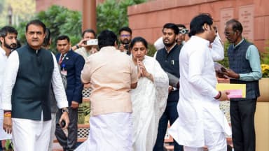 सुनेत्रा पवार गुट ने जारी कर दिया गैग ऑर्डर, इस मैटर पर अब कोई बयान नहीं देंगे पार्टी लीडर्स