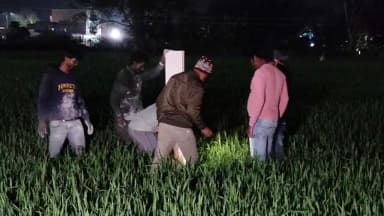 पूर्व विधायक और SDM में तीखी बहस, मगरौनी में देर रात तक चला अभियान