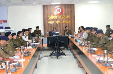 भोपाल में कॉम्बिंग गश्त और सर्चिंग ऑपरेशन में 408 आरोपी गिरफ्तार, ईरानी डेरे पर भी दी दबिश