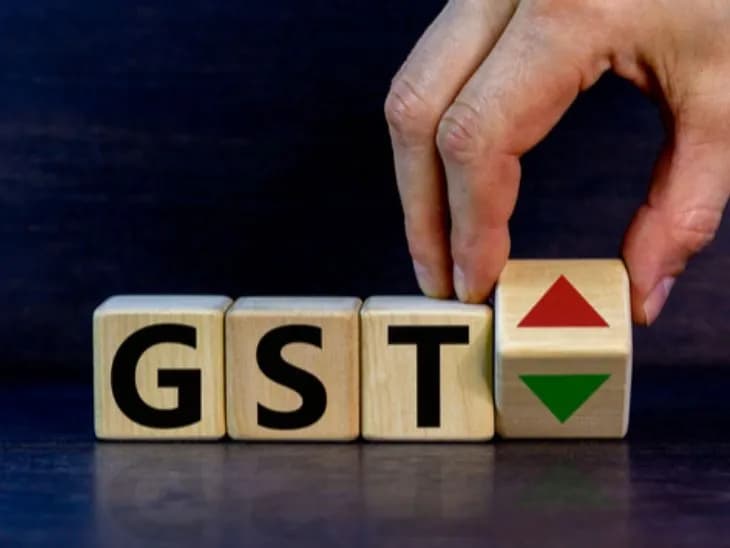 पिछले महीने यानी जुलाई में कुल 1.96 लाख करोड़ रुपए GST कलेक्शन हुआ था।(सिम्बॉलिक इमेज)