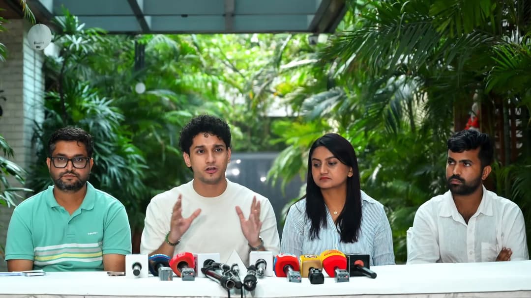 दिल्ली में सत्या निकेतन बिल्डिंग गिरने के मुद्दे पर CJP ने प्रेस कॉन्फ्रेंस कर राज्य और केन्द्र सरकार पर निशाना साधा। (फोटो सोर्स: ANI)