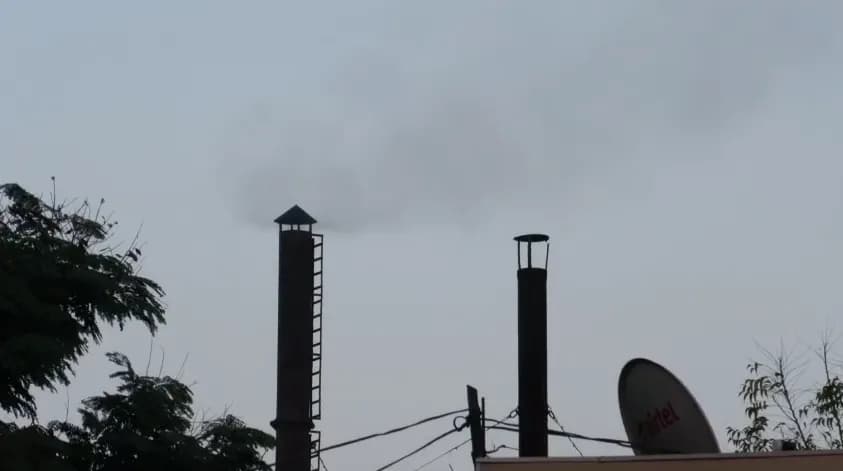 रायपुर के सड्डू में जहरीले धुएं का कहर, 3000 लोगों की सांसों पर संकट
