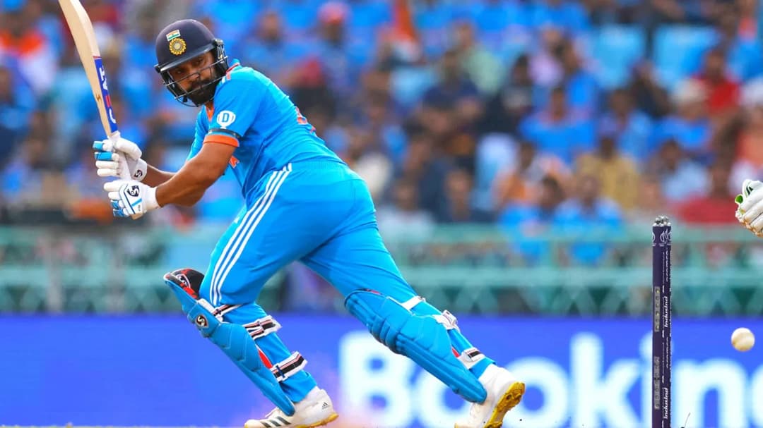 हिटमैन ने 2019 वर्ल्ड कप में 648 रन बनाए। इसमें 6 सेंचुरी थी। हालांकि टीम इंडिया ट्रॉफी नहीं जीत पाई।