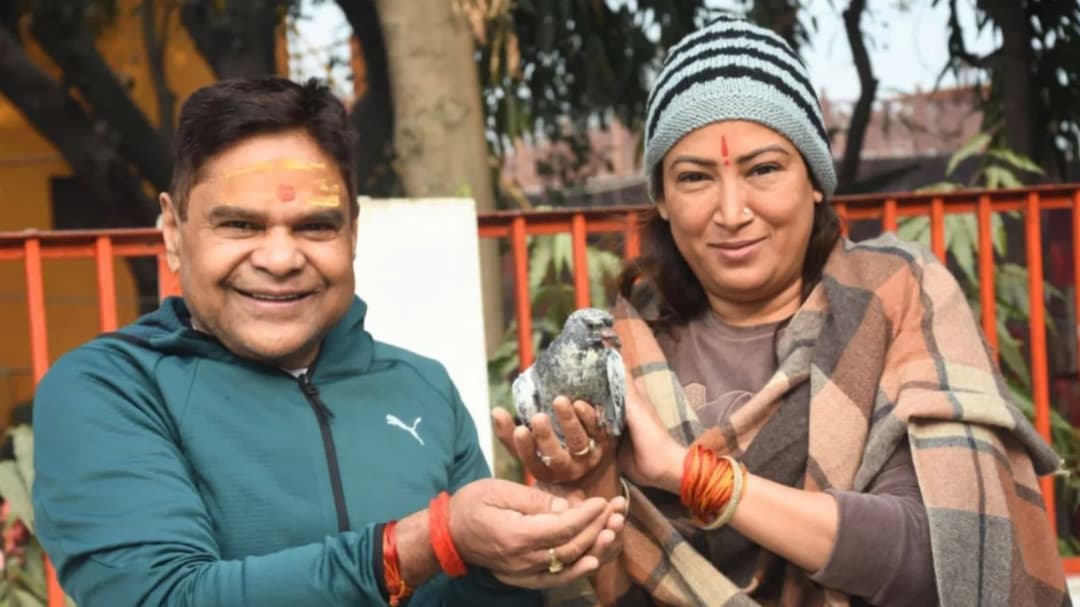 उत्तराखंड की मंत्री रेखा आर्य के पति का वीडियो