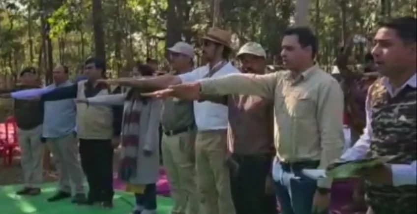 कान्हा टाइगर रिजर्व पहुंचे अभिनेता रणदीप हुड्डा।