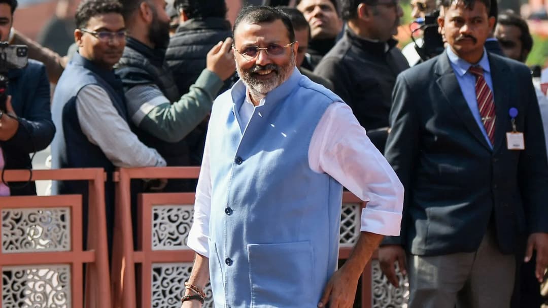 निशिकांत दुबे ने कांग्रेस से पूछे तीन सवाल