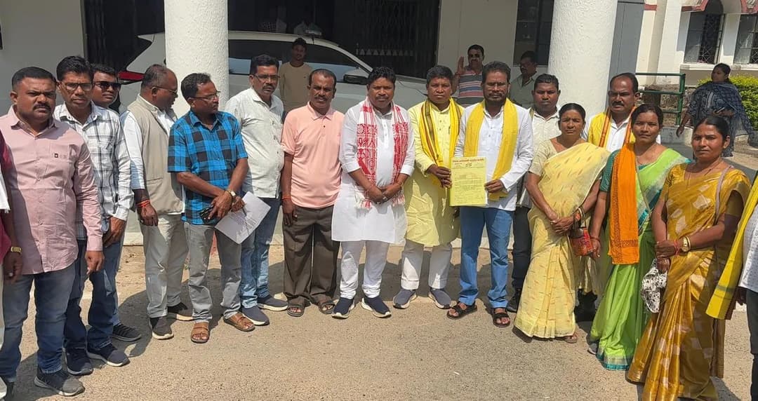 आदिम जाति विकास विभाग का नाम बदलने का विरोध