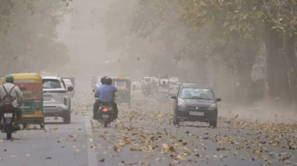 24 अक्टूबर से सक्रिय होगा पश्चिमी विक्षोभ, गिरेगा रात का पारा; कई जिलों में आंधी-बारिश की चेतावनी