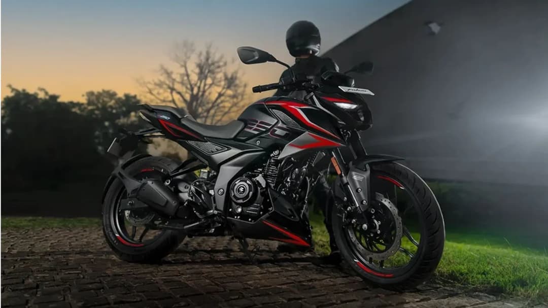 बजाज ने लॉन्च की नई Pulsar N250SS