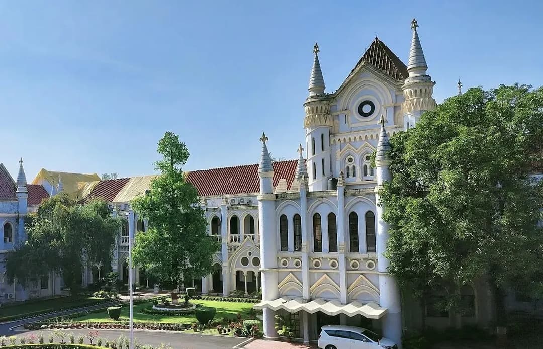 जबलपुर हाईकोर्ट की वर्चअुली सुनवाई में अमर्यादित आचरण पर सख्ती