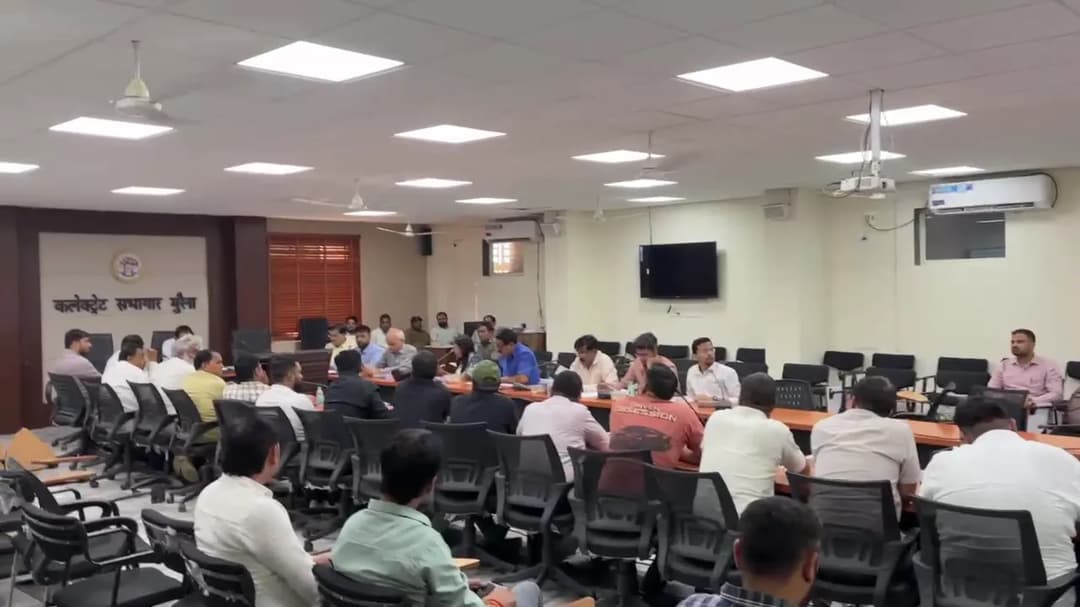 PHE विभाग के अधिकारियों के कार्यप्रणाली पर सवाल