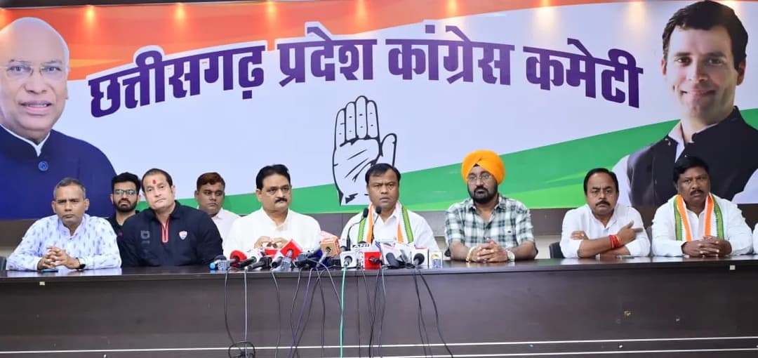 कवर्धा में कथित कुपोषण से बैगा बच्चों की मौत पर सियासत तेज।