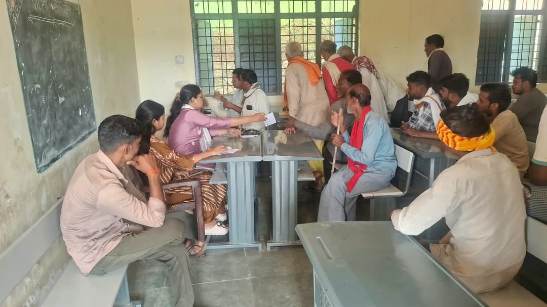 दतिया में तेरहवीं भोज खाने के बाद करीब 1,000 लोग बीमार