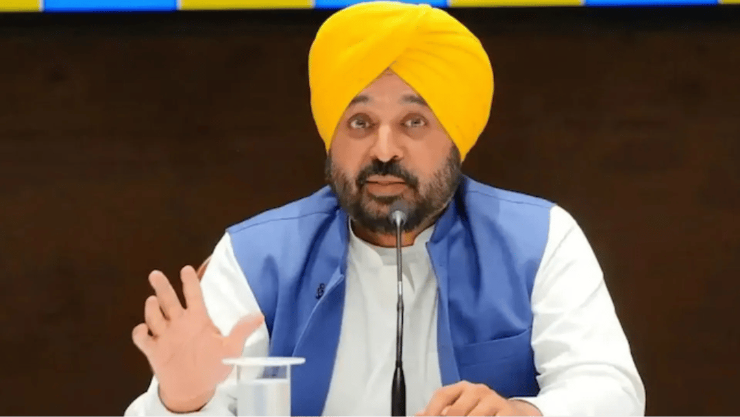 पंजाब CM मान-उनकी पत्नी को दिल्ली एयरपोर्ट पर 3 घंटे तक रोका गया