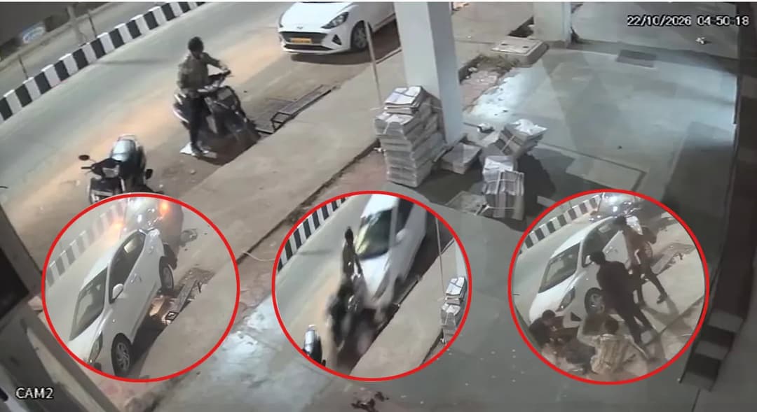 कोलार रोड के दानिश कुंज में खड़ी गाड़ियों को टक्कर मारने की फुटेज।