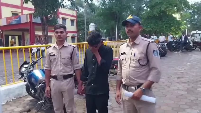 आरोपी गिरफ्तार।