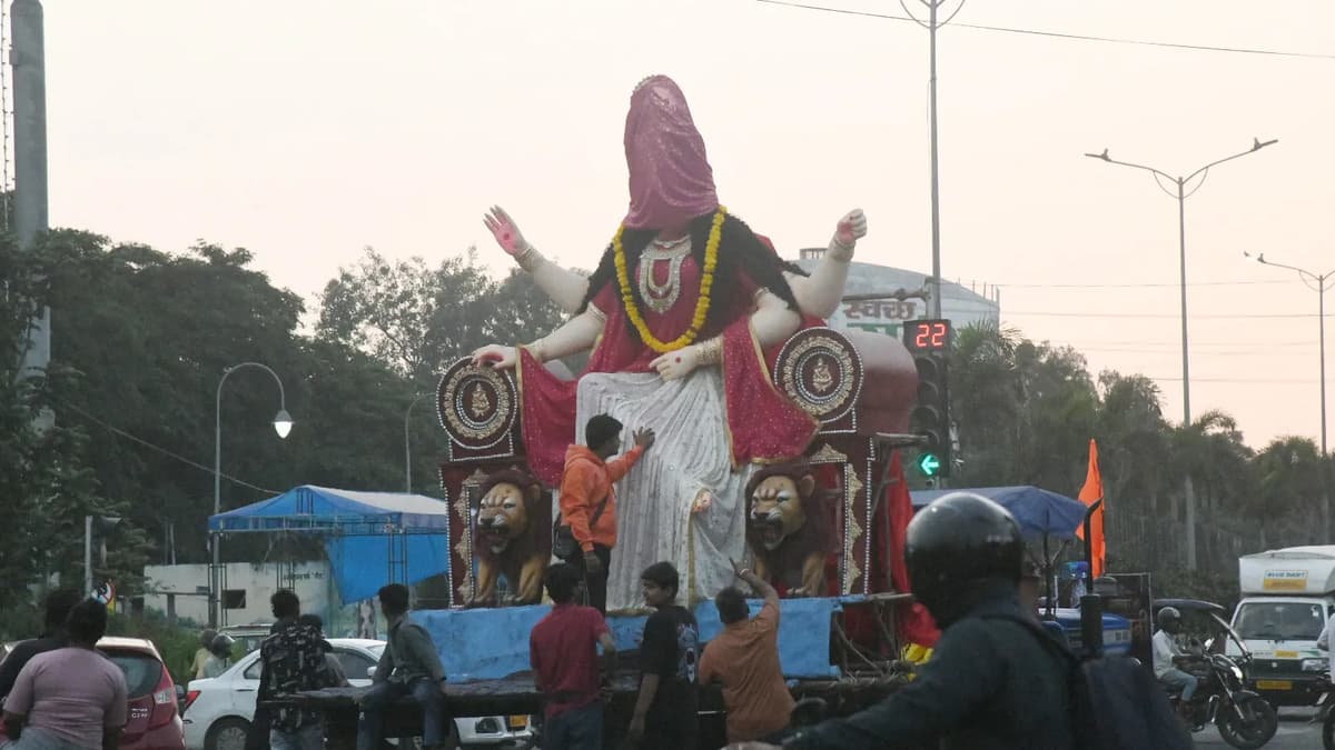शक्ति की भक्ति का पर्व आरंभ