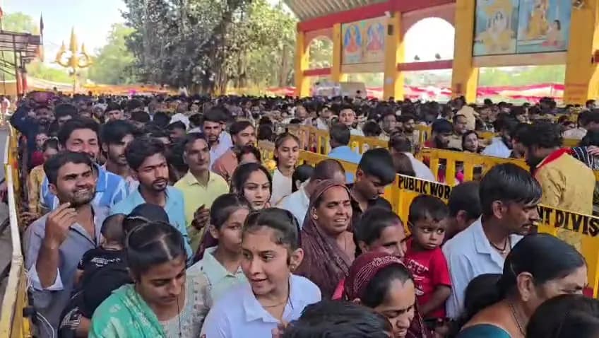 मां बगलामुखी मंदिर में उमड़ा आस्था का सैलाब
