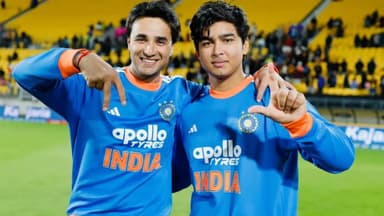 अभिषेक की सेंचुरी पर युवराज का रिएक्शन, अय्यर बोले- दोनों की बैटिंग देख हैरान था