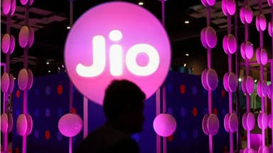 अब तक 5.57 गुना सब्सक्राइब, GMP से 22% रिटर्न के संकेत, जानिए क्या है एक्सपर्ट्स की राय