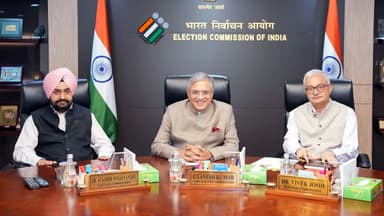कहा- तीनों चुनाव आयुक्तों की सहमति से फैसले लिए, फॉर्म-6 में बदलाव नहीं किया