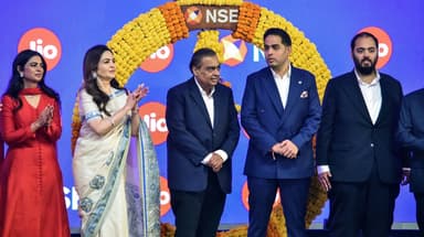 दूसरी सबसे बड़ी वैल्यूएबल कंपनी बनी, 21% प्रीमियम लिस्टिंग के साथ बनाए कई रिकॉर्ड