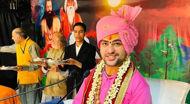 आलोचकों को धीरेंद्र कृष्ण शास्त्री का खुला चैलेंज, VIDEO वायरल