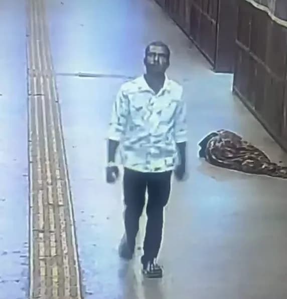 नया CCTV फुटेज आया सामने, भोपाल रेलवे स्टेशन पर घूमता नजर आया आरोपी, 50 हजार का इनाम घोषित