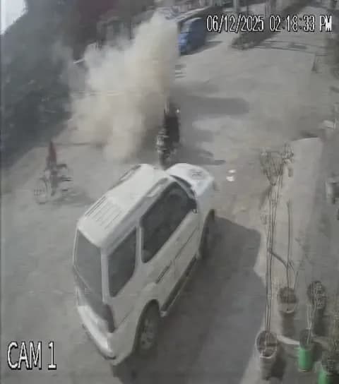 हवा में 50 फीट उछला युवक, CCTV फुटेज आया सामने